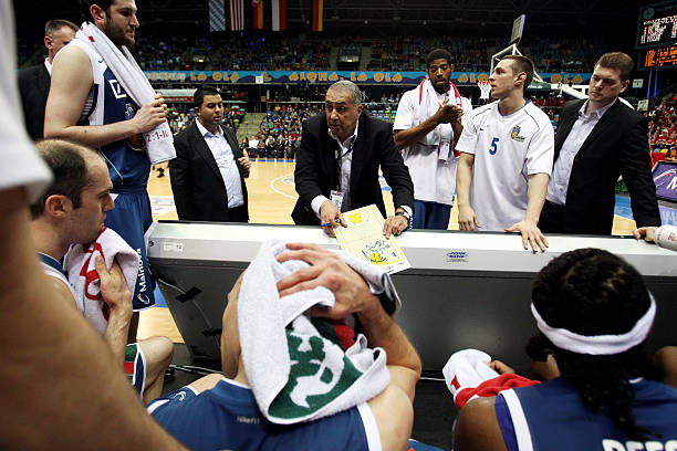 更令人惊讶 更令人惊讶