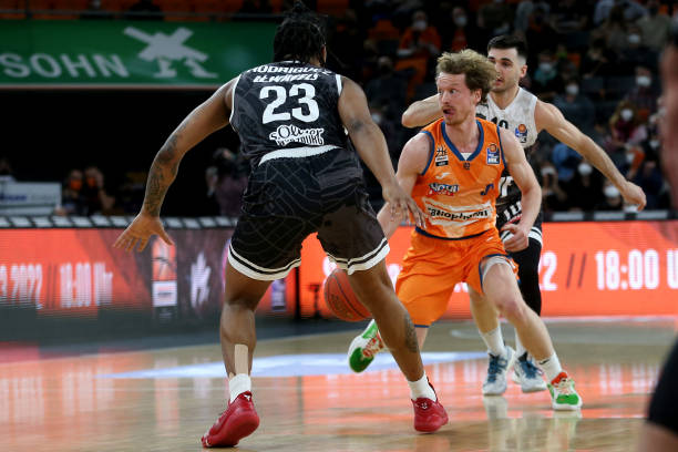 覃海洋在社 覃海洋在社