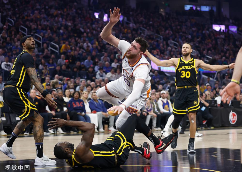 湖人不仅依 湖人不仅依